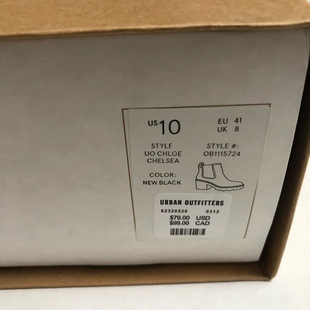 NWT Urban Outfitters Chloe Chelsea Timeless boot (10) - Picture 7 of 12